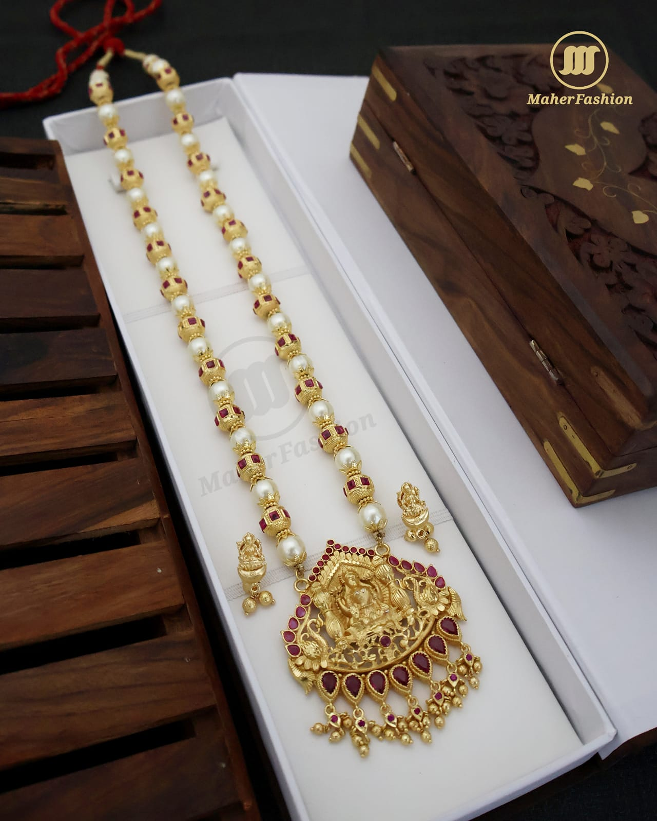 Traditional Pendant Bormala Necklace